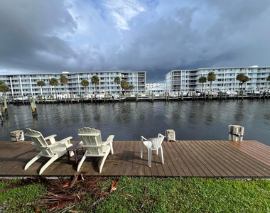 131 Shore Court - Photo Thumbnail 22