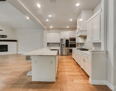 3107 Trinity Ridge Street - Photo Thumbnail 10