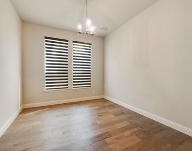 3107 Trinity Ridge Street - Photo Thumbnail 7