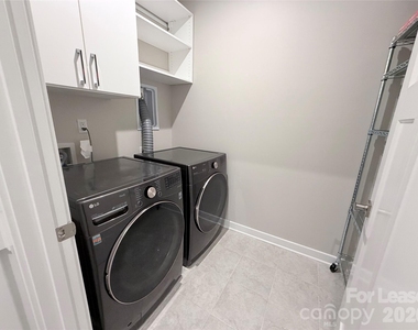 6273 Ashton Park Drive - Photo Thumbnail 7