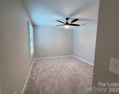 6273 Ashton Park Drive - Photo Thumbnail 26