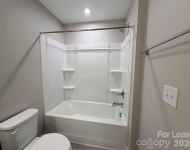 6273 Ashton Park Drive - Photo Thumbnail 24
