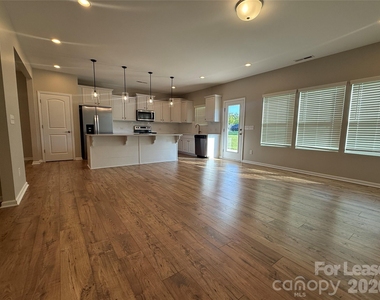 201 Old Harbor Drive - Photo Thumbnail 18