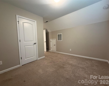 201 Old Harbor Drive - Photo Thumbnail 35