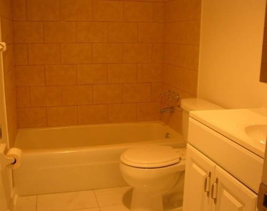 4200 Crystal Lake Drive - Photo Thumbnail 5
