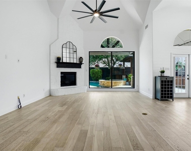 2414 Trophy Club Drive - Photo Thumbnail 7