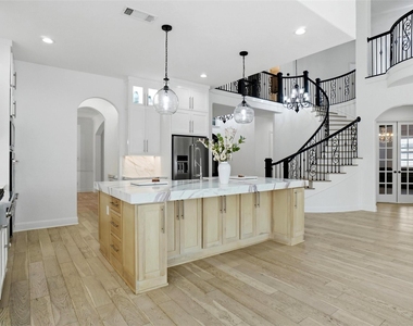 2414 Trophy Club Drive - Photo Thumbnail 12