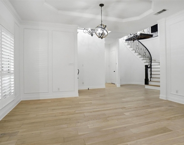 2414 Trophy Club Drive - Photo Thumbnail 5