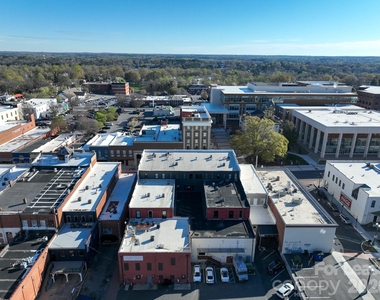 52 Union Street S - Photo Thumbnail 19