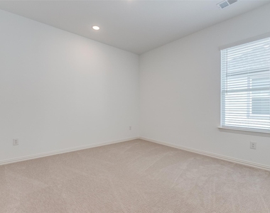 8864 Scarp Hill Lane - Photo Thumbnail 13