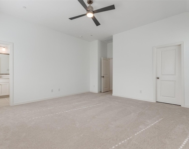 8864 Scarp Hill Lane - Photo Thumbnail 17