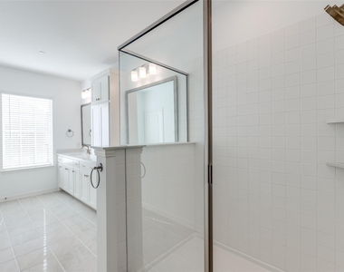 8864 Scarp Hill Lane - Photo Thumbnail 18