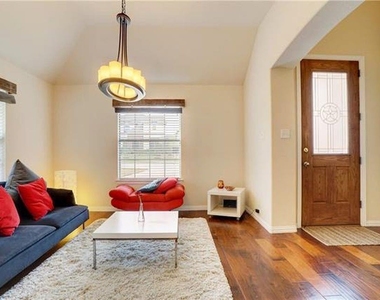 1709 Imperial Springs Drive - Photo Thumbnail 13
