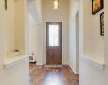 1709 Imperial Springs Drive - Photo Thumbnail 14