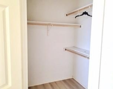 7545 Diamond Springs Trail - Photo Thumbnail 8