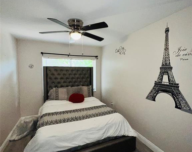 9050 Nw 28th Street - Photo Thumbnail 13
