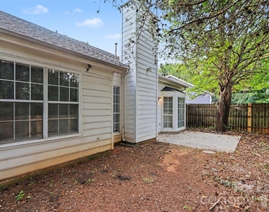 3107 Scotch Moss Court - Photo Thumbnail 21