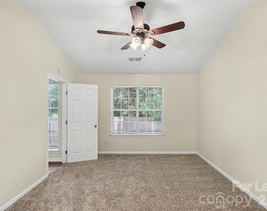 3107 Scotch Moss Court - Photo Thumbnail 10