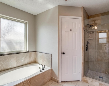837 Nw Park Meadow Lane - Photo Thumbnail 14