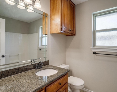837 Nw Park Meadow Lane - Photo Thumbnail 15