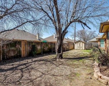 837 Nw Park Meadow Lane - Photo Thumbnail 18