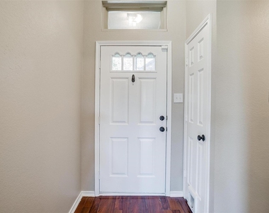 837 Nw Park Meadow Lane - Photo Thumbnail 1