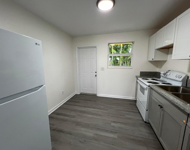 1855 Dillone Lane - Photo Thumbnail 5