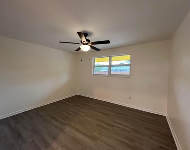 1855 Dillone Lane - Photo Thumbnail 8