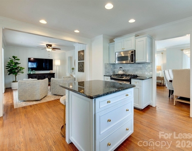 3221 Sunset Drive - Photo Thumbnail 17