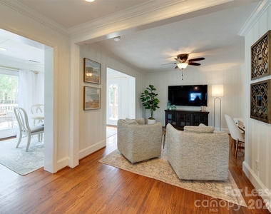 3221 Sunset Drive - Photo Thumbnail 19