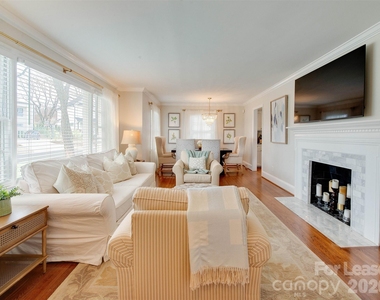 3221 Sunset Drive - Photo Thumbnail 6