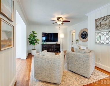 3221 Sunset Drive - Photo Thumbnail 20