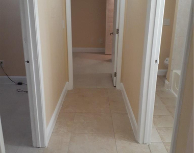 1247 Sw 46th Avenue - Photo Thumbnail 14