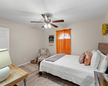 5005 Overton Circle - Photo Thumbnail 19