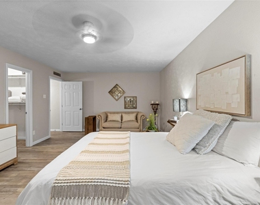 5005 Overton Circle - Photo Thumbnail 16