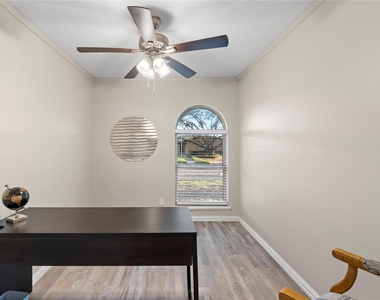 5005 Overton Circle - Photo Thumbnail 33