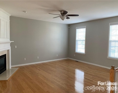 15262 Kessler Drive - Photo Thumbnail 7