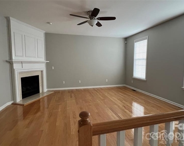 15262 Kessler Drive - Photo Thumbnail 5