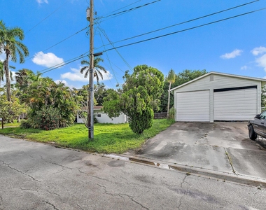 1297 Nw Charlie Green Drive - Photo Thumbnail 2