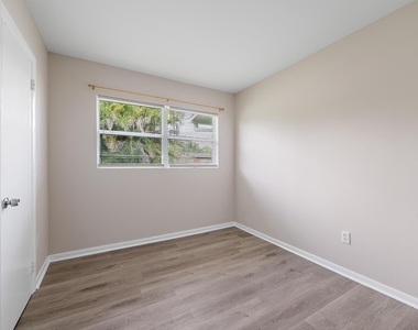 1297 Nw Charlie Green Drive - Photo Thumbnail 6