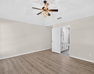 3403 Crossgate Circle S - Photo Thumbnail 25