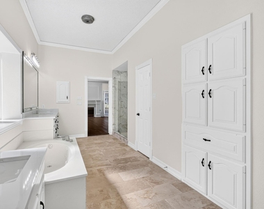 3403 Crossgate Circle S - Photo Thumbnail 19