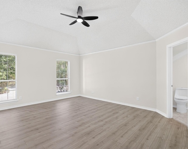 3403 Crossgate Circle S - Photo Thumbnail 31