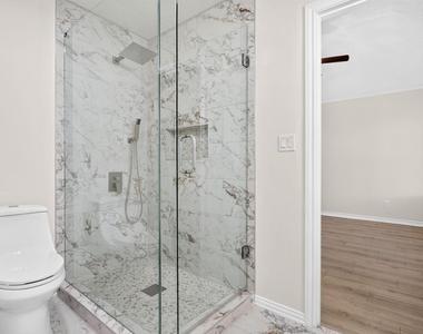 3403 Crossgate Circle S - Photo Thumbnail 23