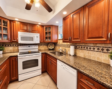 3570 S Ocean Boulevard - Photo Thumbnail 12