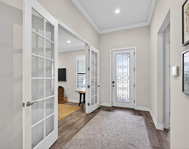 532 Sonoma Isles Circle - Photo Thumbnail 18