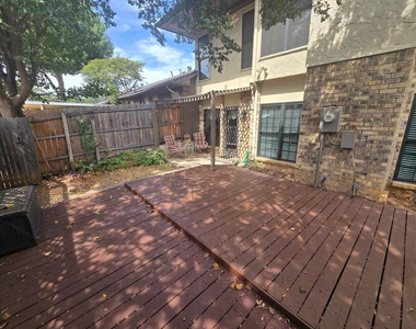 2022 Brookside Drive - Photo Thumbnail 23