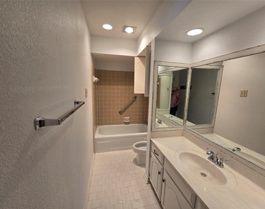 2022 Brookside Drive - Photo Thumbnail 14