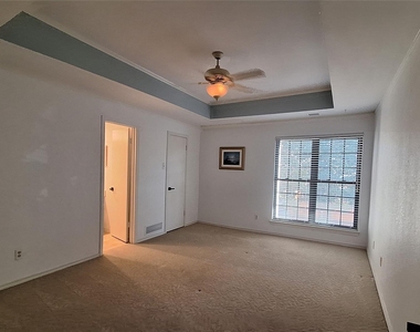 2022 Brookside Drive - Photo Thumbnail 18