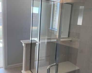1306 Sundance Lane - Photo Thumbnail 13